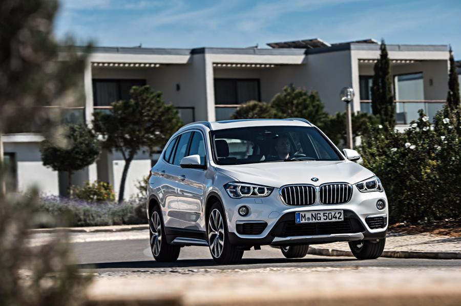  BMW X1 xDrive20d xLine (F48) 2015 года  (WW) (фото 28 из 59)